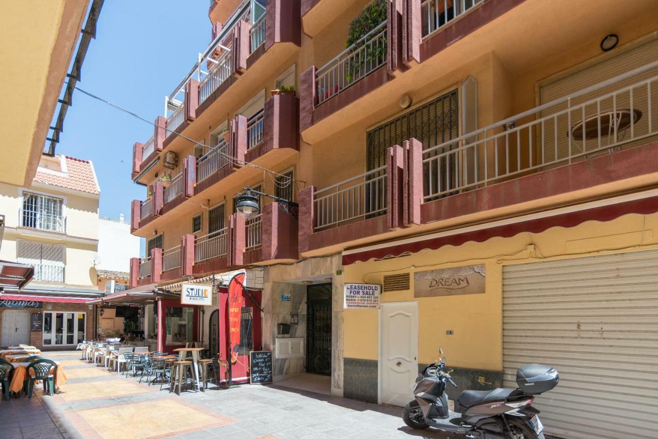 Malagasuite Fuengirola Pier Exterior photo